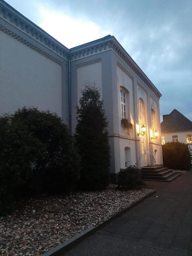 Wohnen Im Alten Amtsgericht Im Herzen Von 크산텐 외부 사진